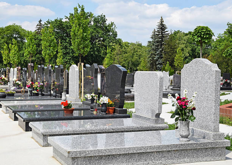 Empresa de Aluguel de Jazigo em Cemitério Bom Sucesso do Sul - Aluguel de Jazigo no Cemitério